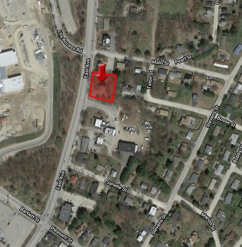 85 East Ave, Lewiston, ME 04240